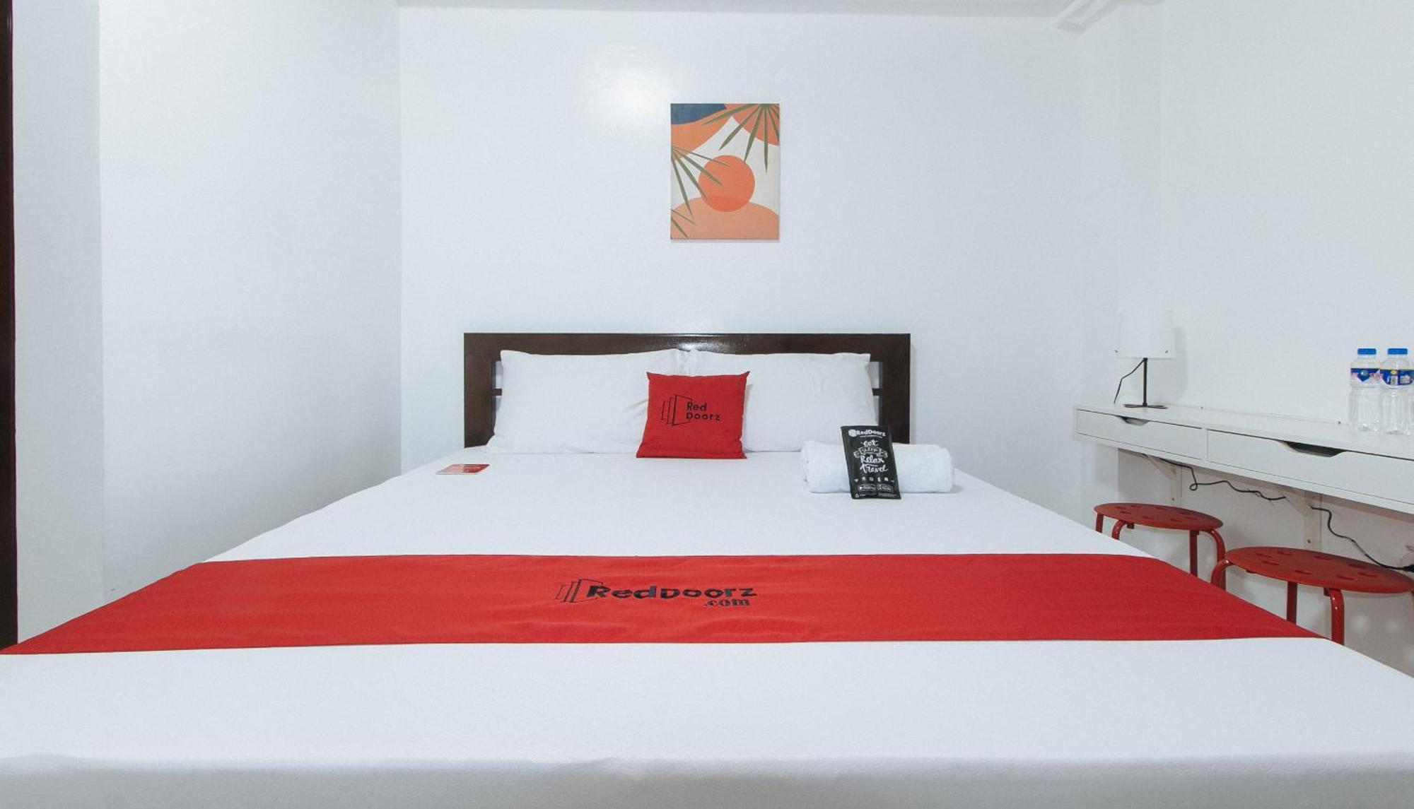 Hotel Reddoorz Near Ust Sampaloc